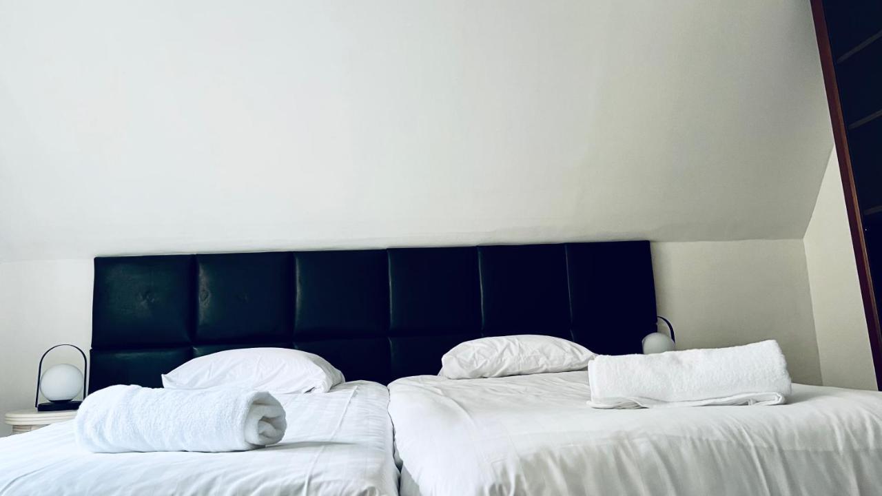 Efren'S Cosy House Hotel Brugge Bagian luar foto